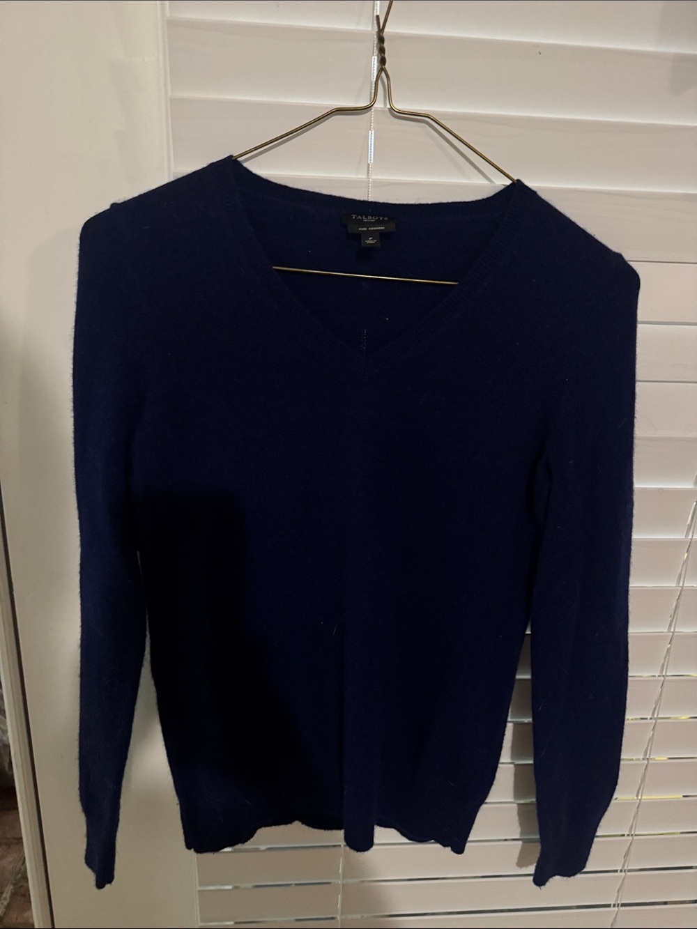 CASHMIIRE Talbots V-Neck Sweater iNavy